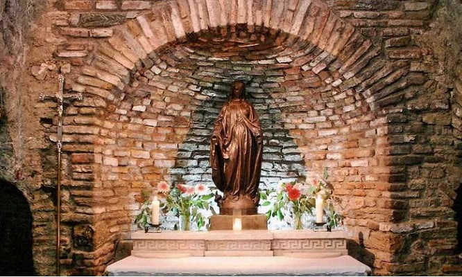 tour-of-ephesus-museum-and-virgin-mary-house